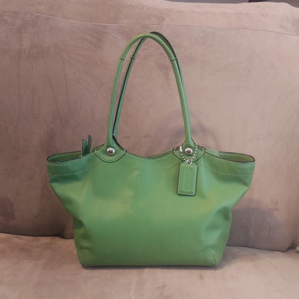 COACH Apple Green Legacy Bleecker Leather Tote Bag F14383 - Picture 16 of 16